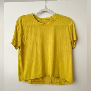 Lululemon Train To Be Short Sleeve Top - Soleil Yellow - Size 8